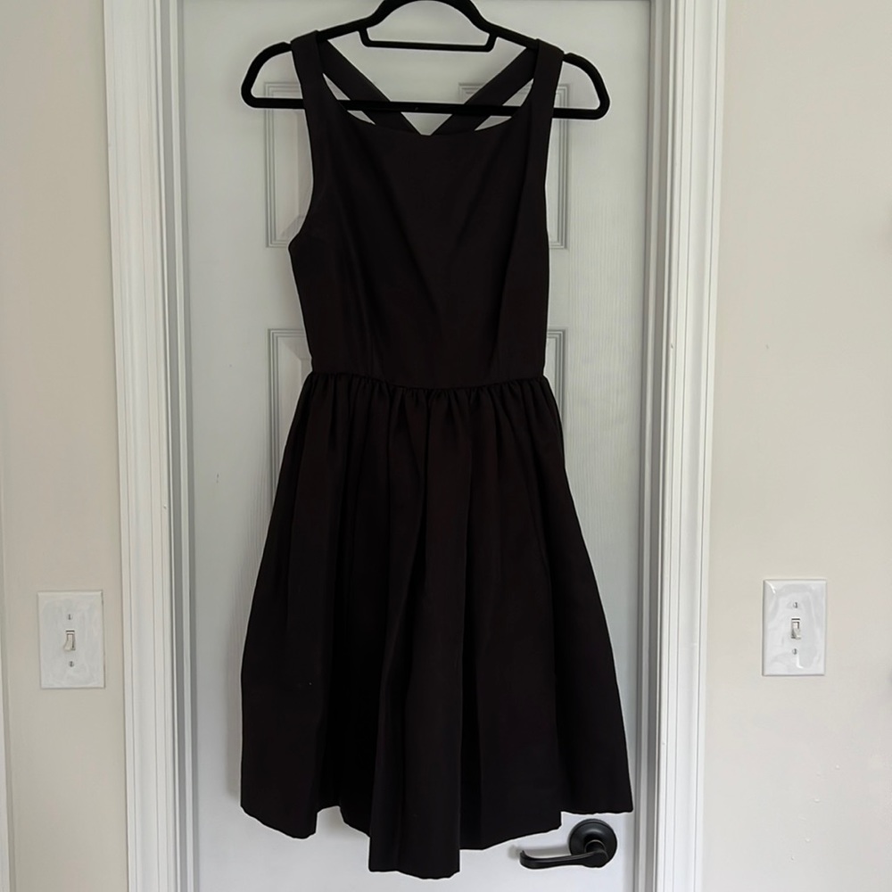 Stunning Kate Spade cocktail dress with bow detail. NWT